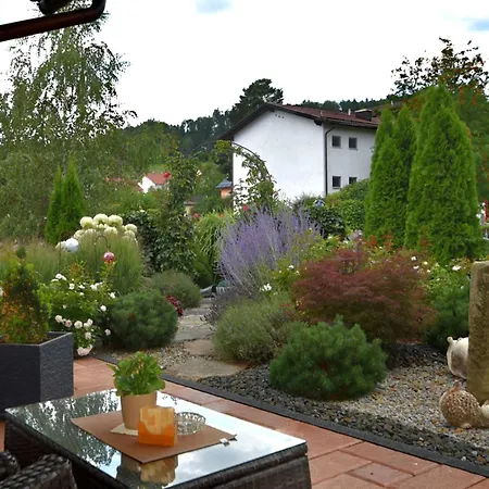 Scenic With Balcony Garden Deckchairs Barbecue Apartmán *